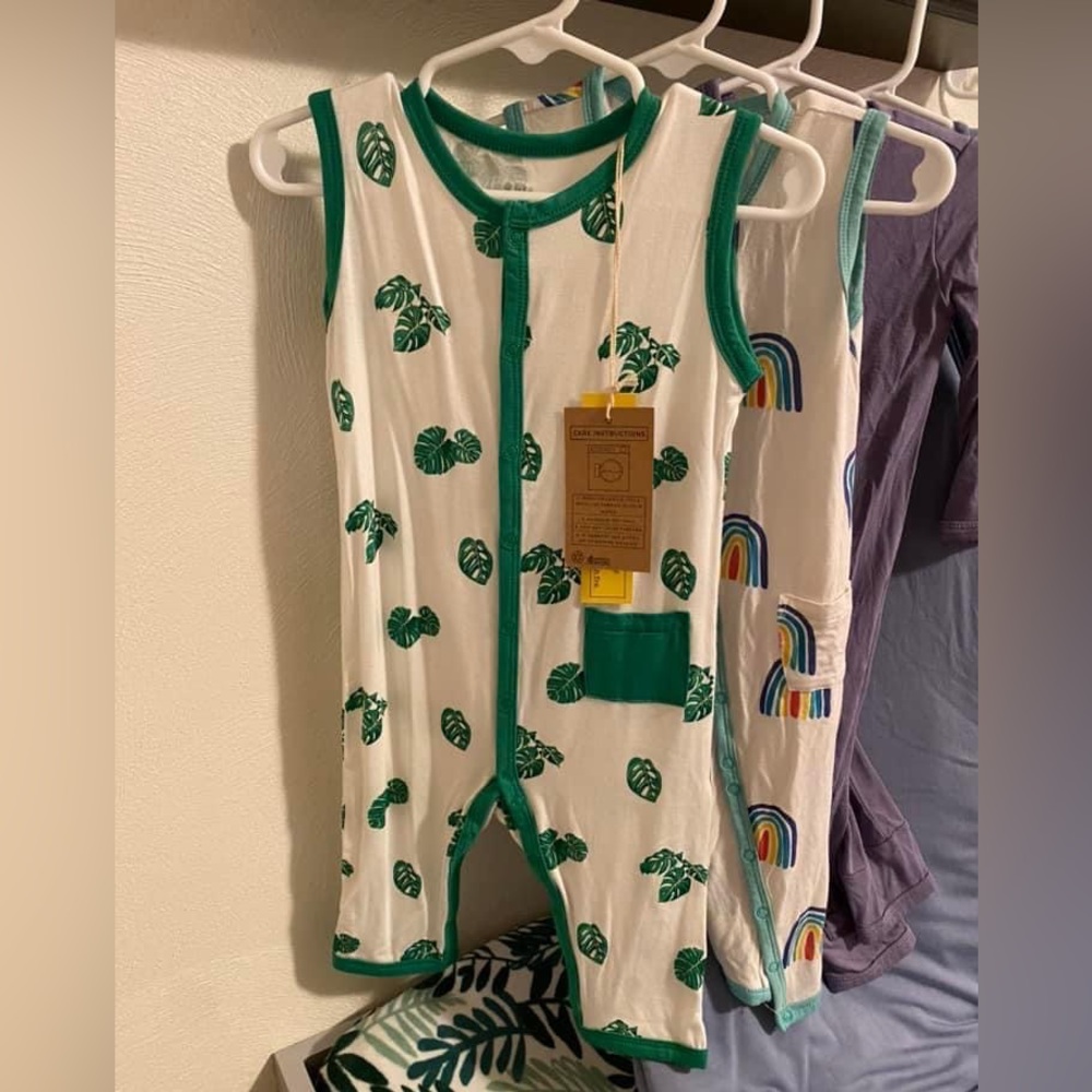 NWT Sleeveless Monstera Snap Romper Kyte Baby Size 18-24